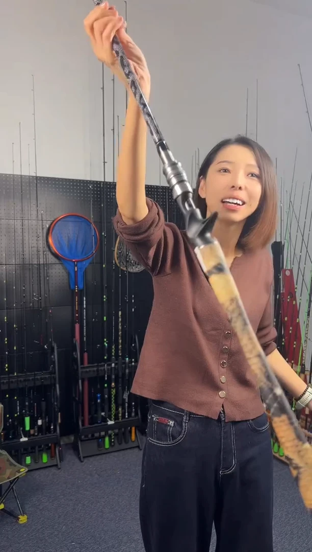 2.1m碳素战莽2.1米枪柄（瑕疵尾货竿，没有售后，介意勿拍）