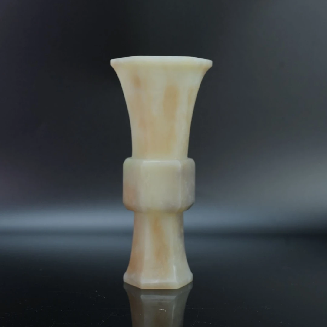 lot13370 10517 公元19-20世纪前期 玉摆件 245.6g