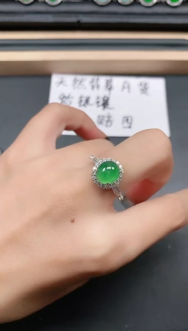 翡翠戒指银S925镶嵌1111