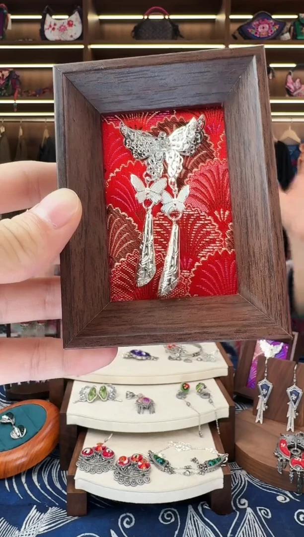 织绣L47黔东南苗族刺绣