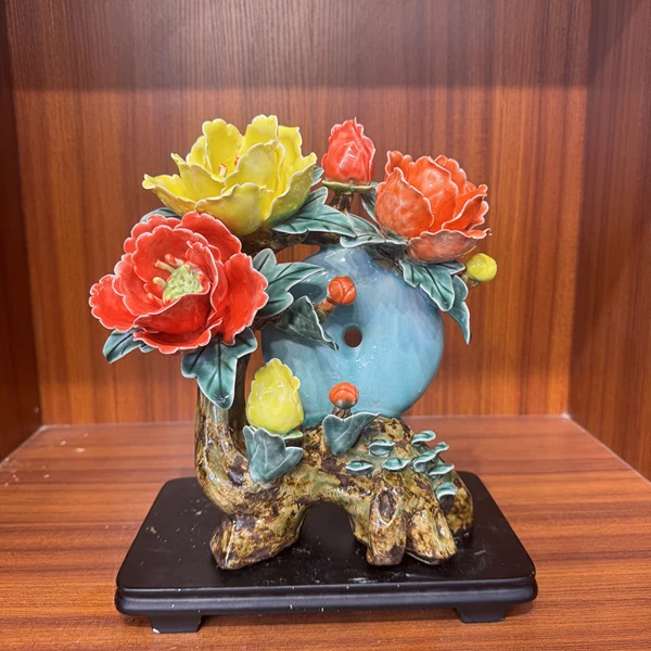 玉环扣牡丹陶瓷摆件家居送礼入伙展示柜博古架层架酒柜高档摆件