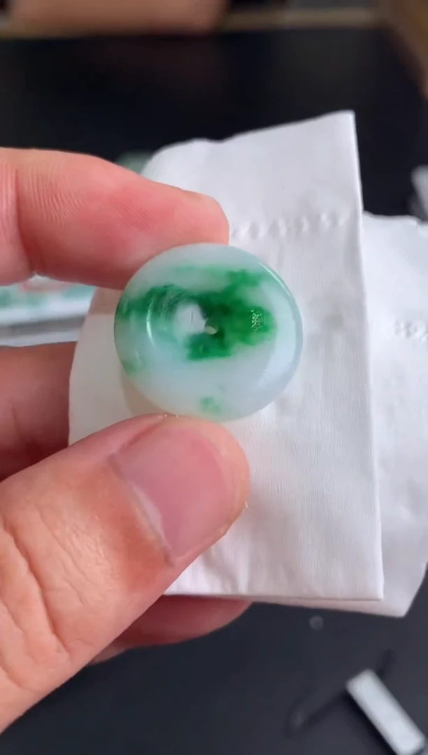 未镶嵌定制翡翠安***地翡翠