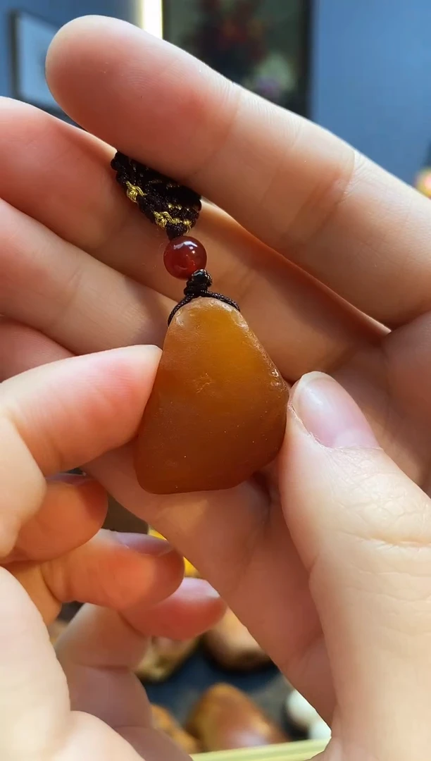 琥珀颈饰未镶嵌挂件1