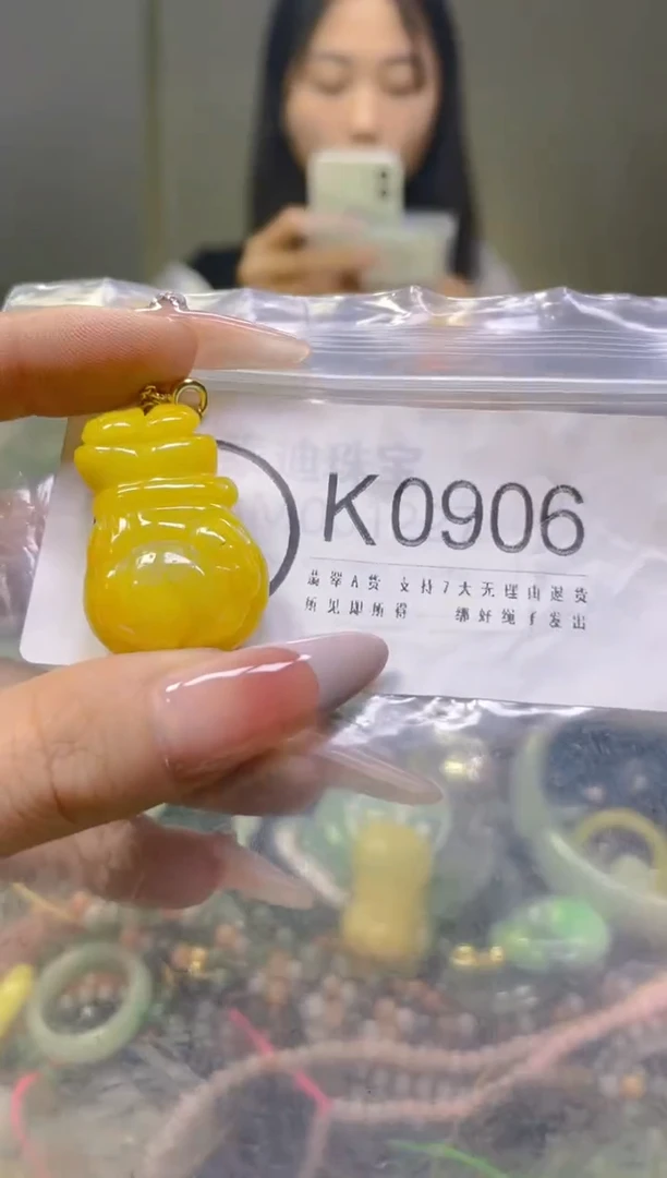 翡翠未镶嵌颈饰/K/翡翠A货一图一物