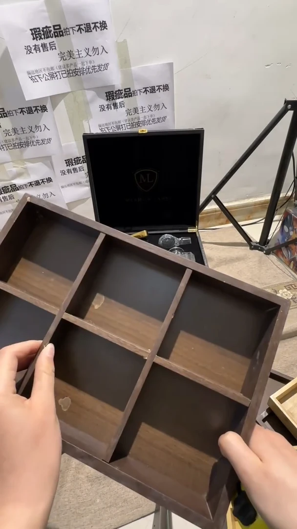 胡桃色六宫格拍不退不换