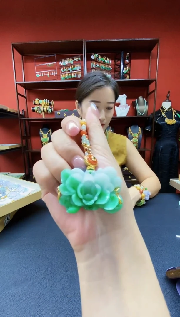 颈饰未镶嵌翡翠翡翠吊坠