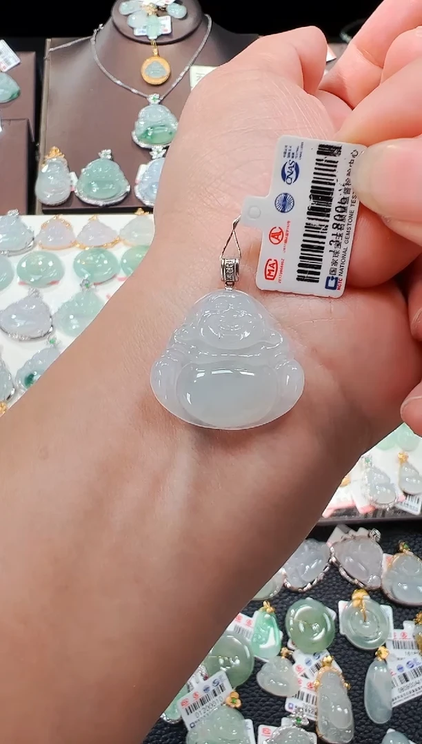 【闪购商品】翡翠吊坠(不含链)18K金镶嵌佛公吊坠600