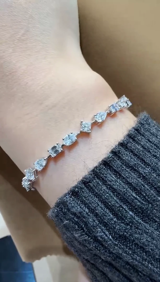 18K金镶嵌实验室培育钻石手链白异形20分15.5