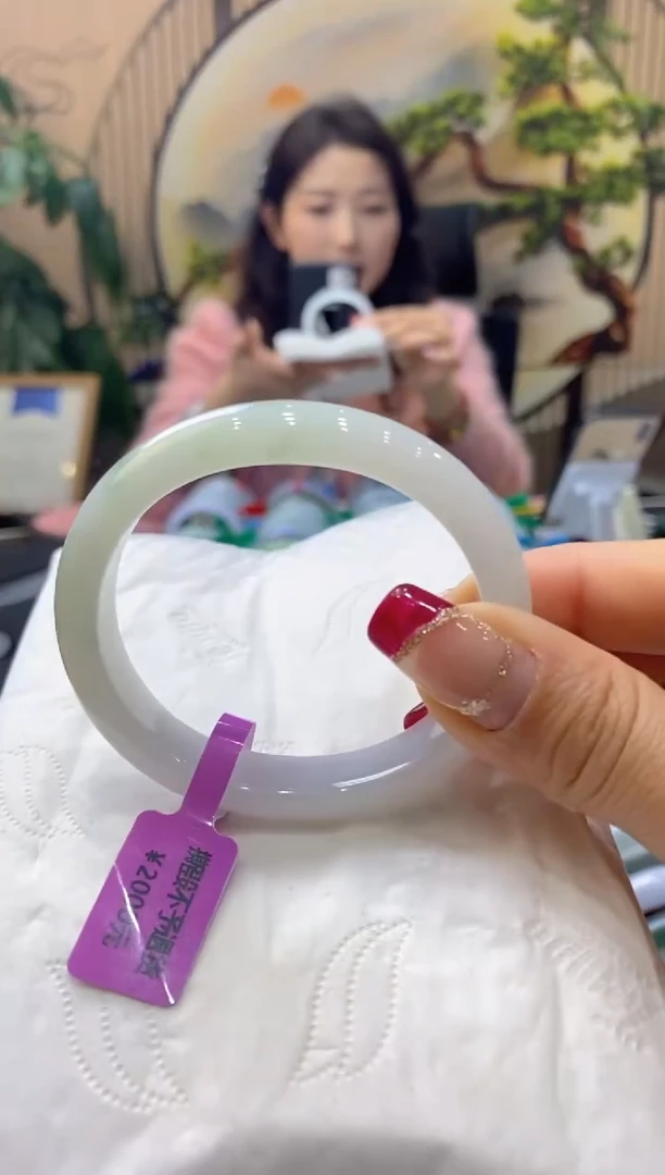 【闪购商品】翡翠手镯未镶嵌99905677