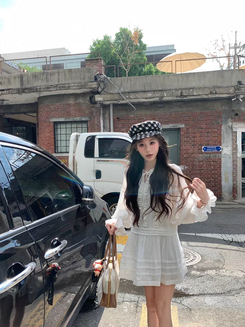 设计感辣妹气质长袖连衣裙女2025早秋新款显瘦短裙子