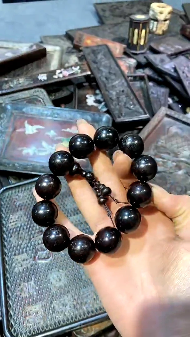 【闪购商品】木紫檀雕刻一物一拍以直播间为准