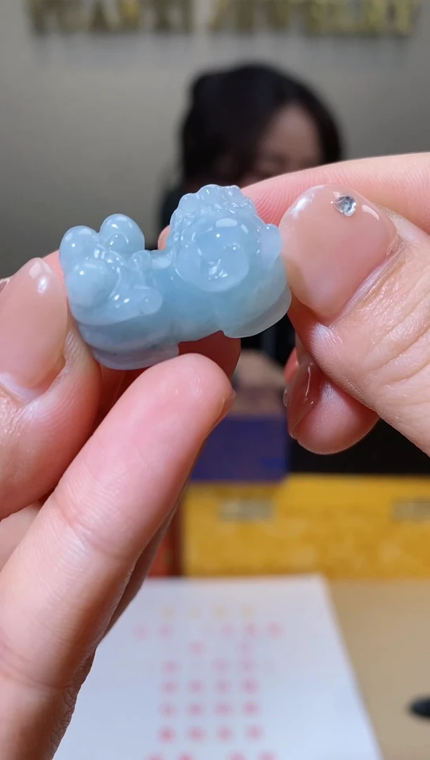 【闪购商品】翡翠吊坠(不含链)未镶嵌天然A货翡翠