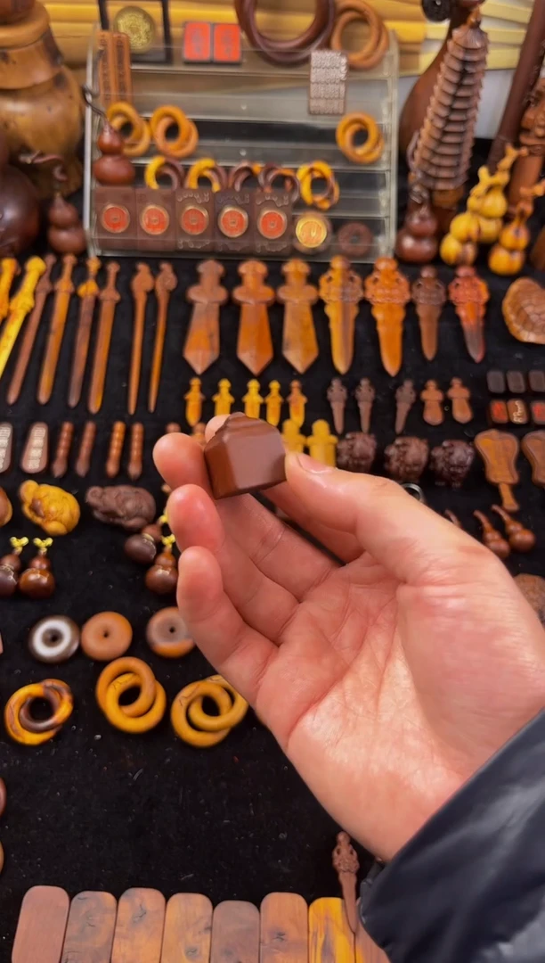 【闪购商品】木枣木雷霆都司印章吊坠