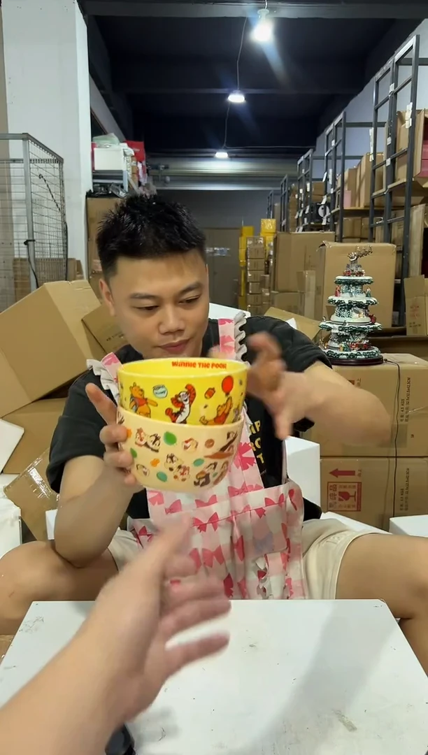 瓷片维尼大碗加奇奇蒂蒂大碗微瑕