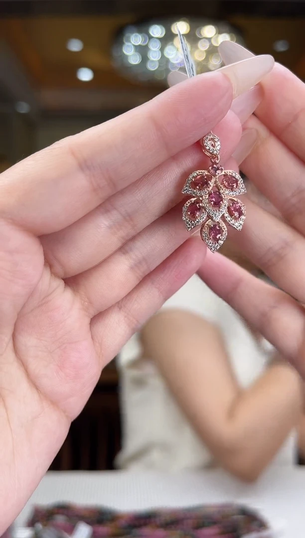 /银S925镶嵌碧玺吊坠多样性发货