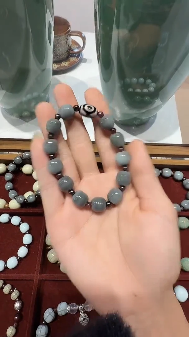 青瓷手工茶器手串