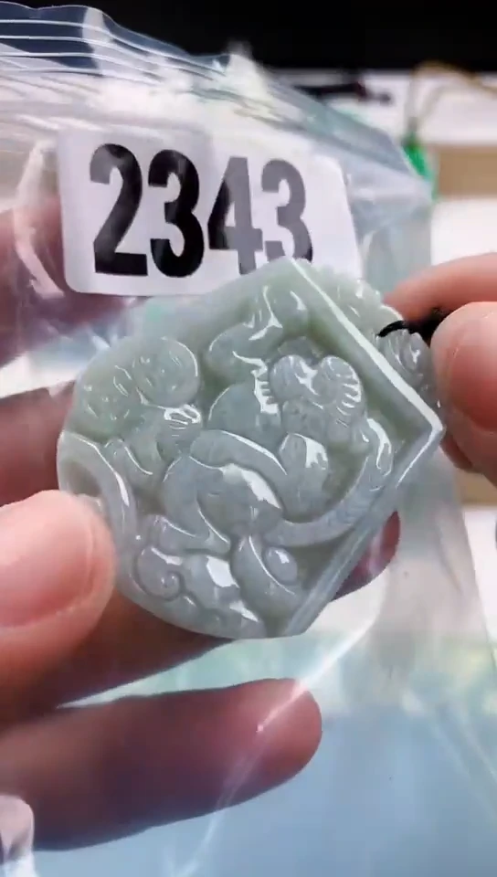 【闪购商品】翡翠挂件未镶嵌天然翡翠吊坠挂件