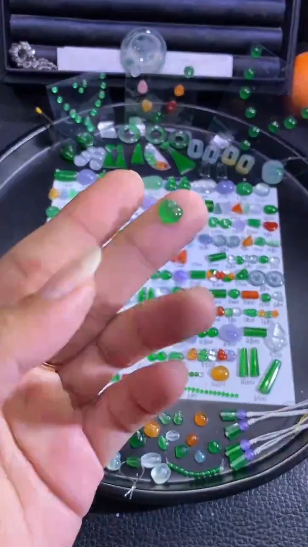 未镶嵌挂件翡翠金蟾