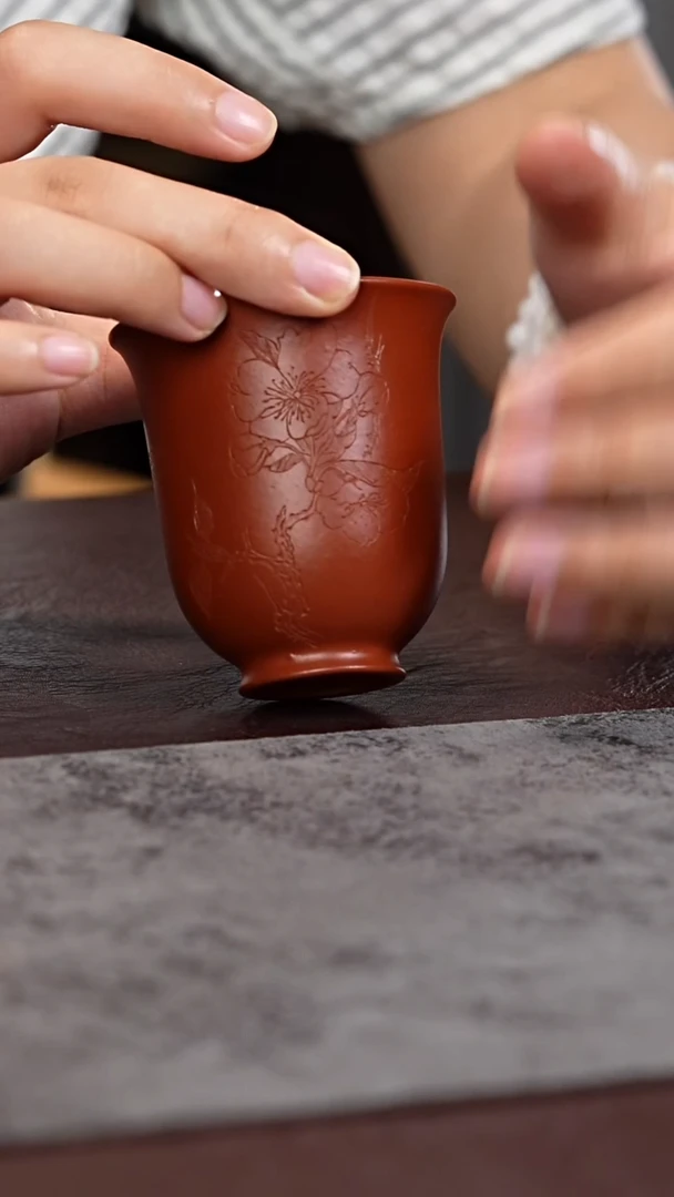 茶杯紫砂紫砂朱泥刻绘铃铛杯