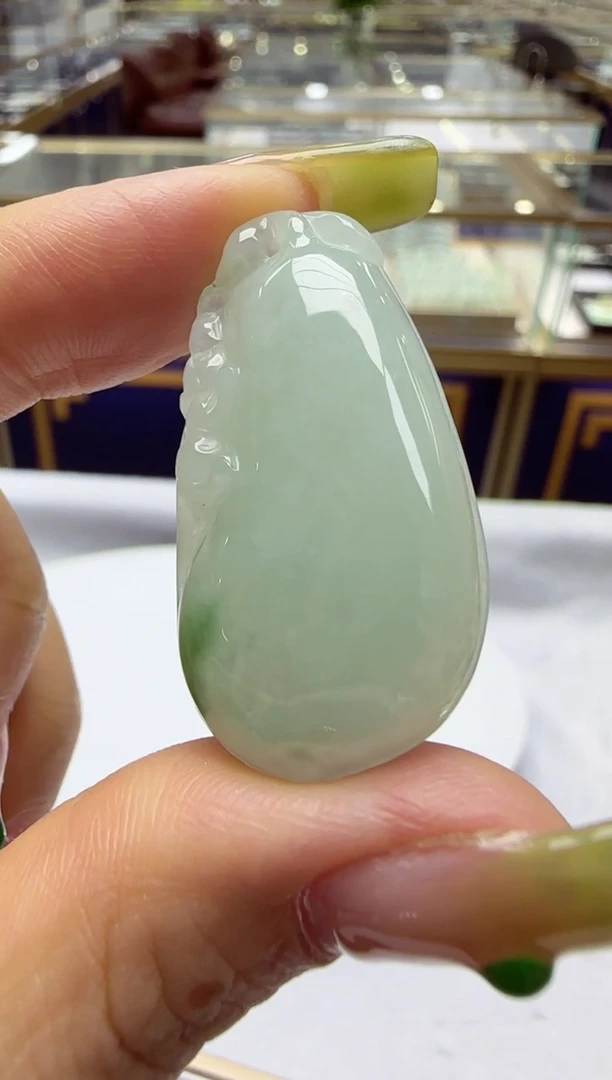 翡翠未镶嵌颈饰多样性发其一A113