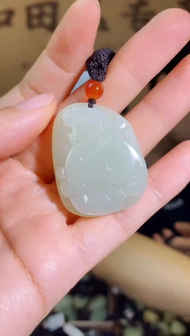 颈饰未镶嵌和田玉1