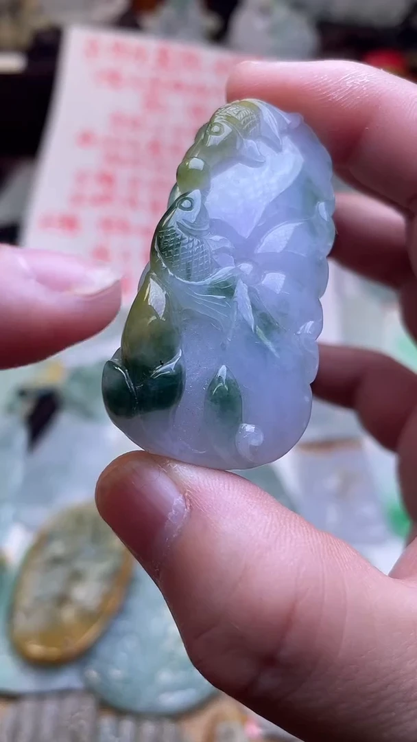 颈饰未镶嵌翡翠荷花鱼