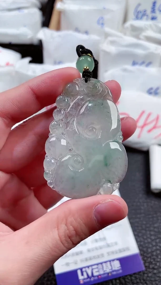 【闪购商品】翡翠颈饰未镶嵌00006503