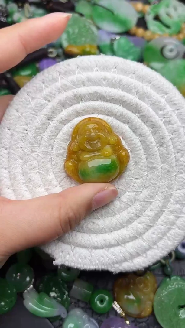 颈饰未镶嵌翡翠缅甸翡翠吊坠