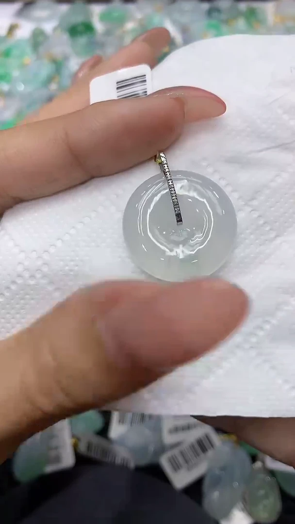 颈饰18K金镶嵌翡翠1111111