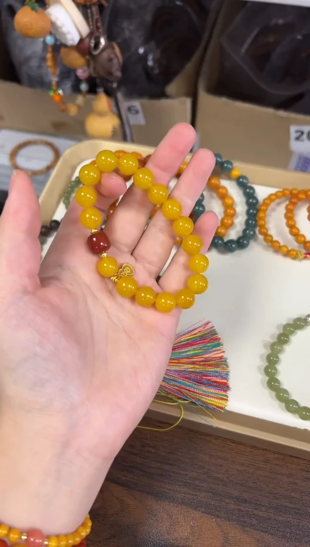 玛瑙/玉髓手链未镶嵌鸡油黄玛瑙搭配款手串[0483]