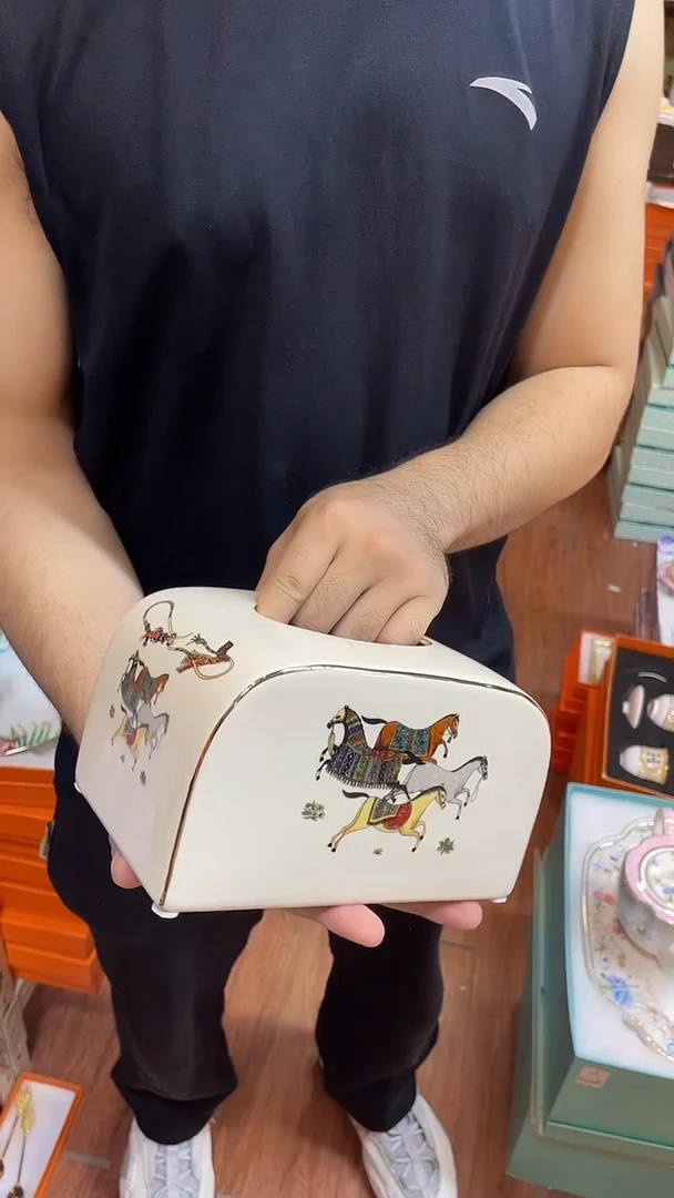 杯鸿辉家品牌瓷器，京东包邮！