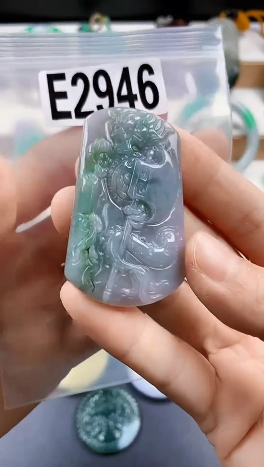 颈饰未镶嵌翡翠天然翡翠吊坠挂件