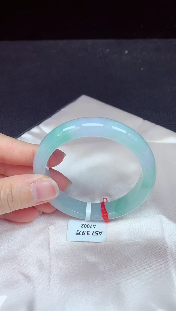 翡翠手镯未镶嵌镯子057+
