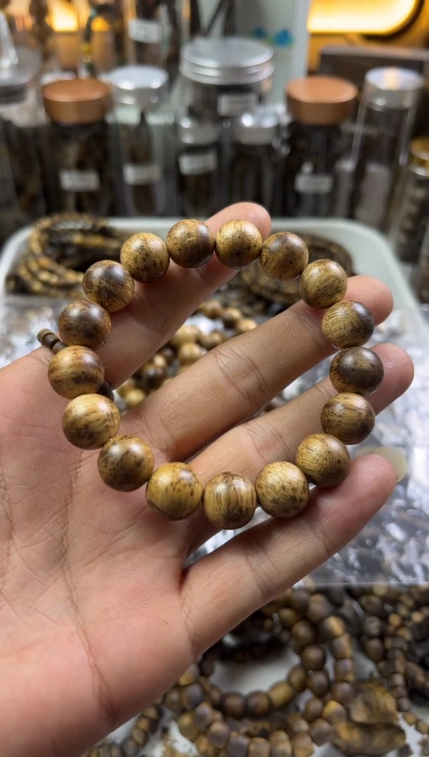 【闪购商品】沉香手串鹧鸪斑卡12单圈  多样性选其一