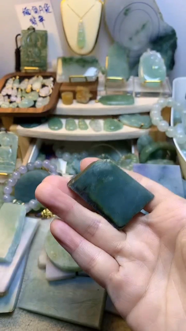 未镶嵌挂件翡翠墨* 缅甸A货翡翠，没有运费险