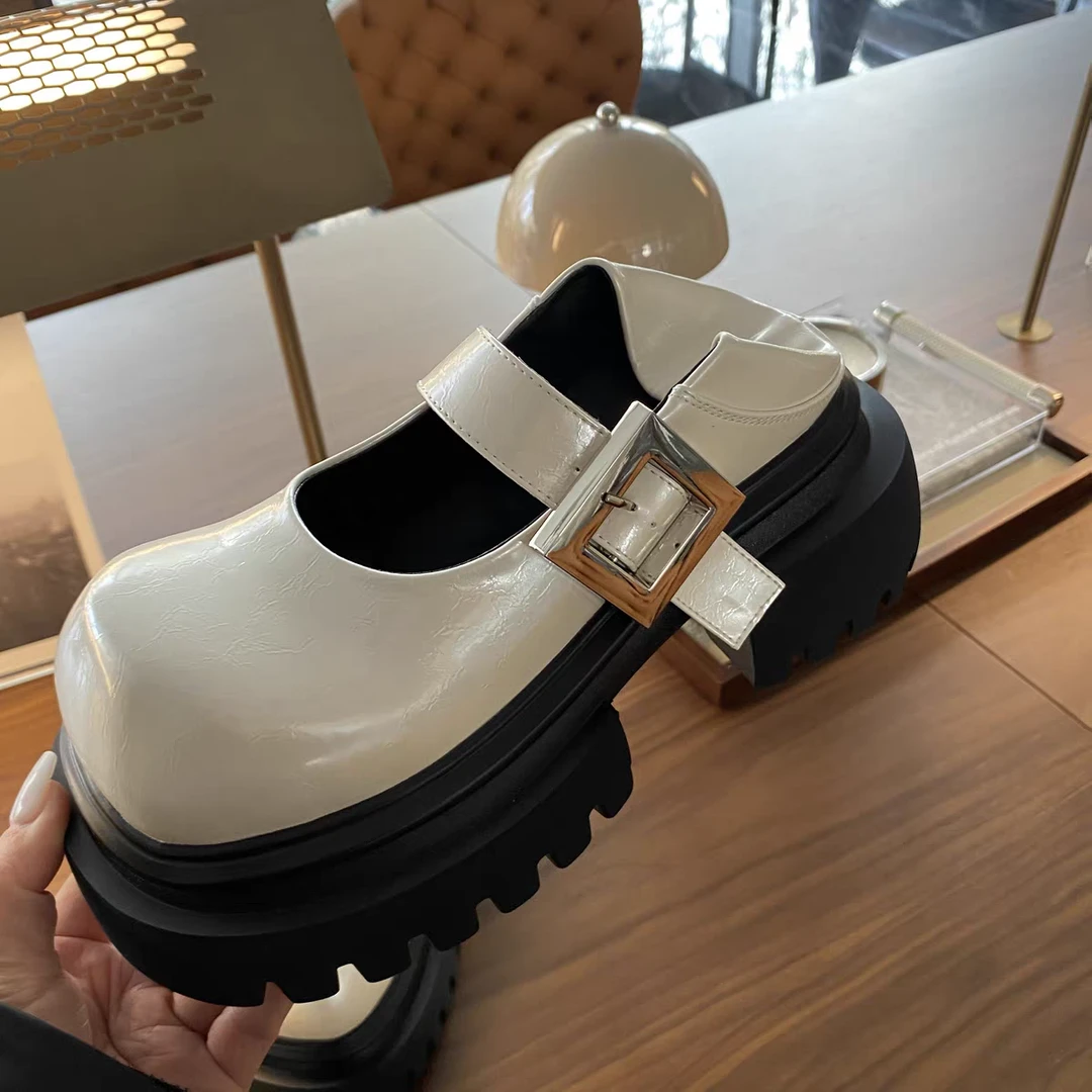 2501-5新款漆皮圆头乐福鞋小皮鞋粗跟厚底丁字扣带女鞋