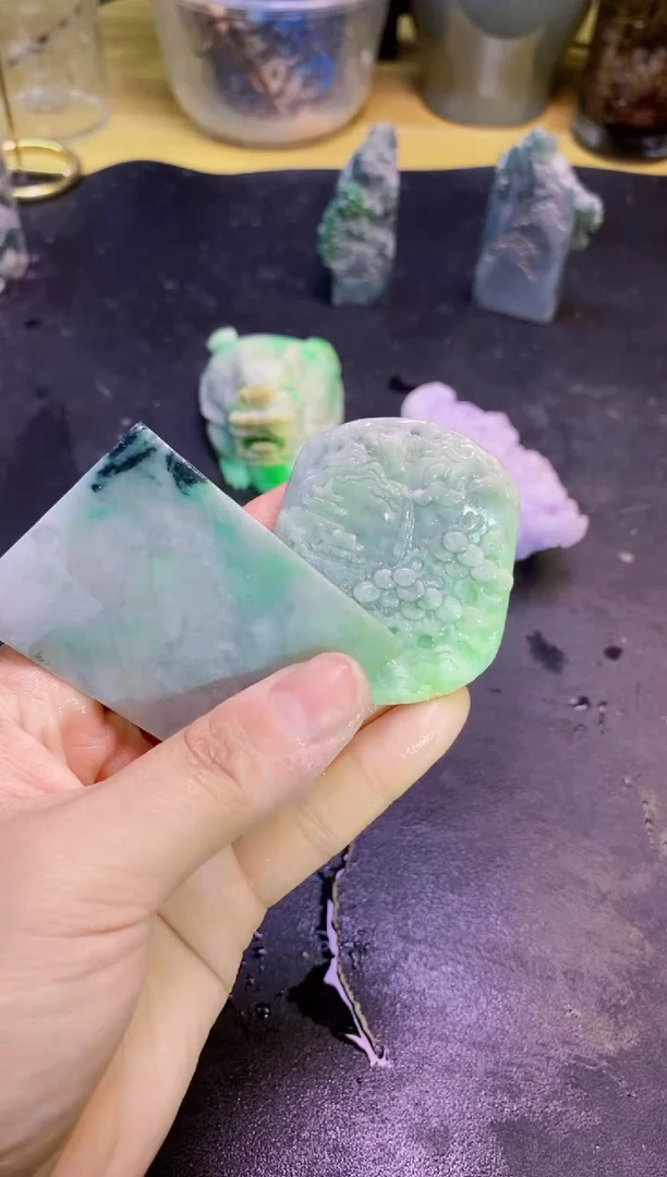 翡翠未镶嵌颈饰天然翡翠105
