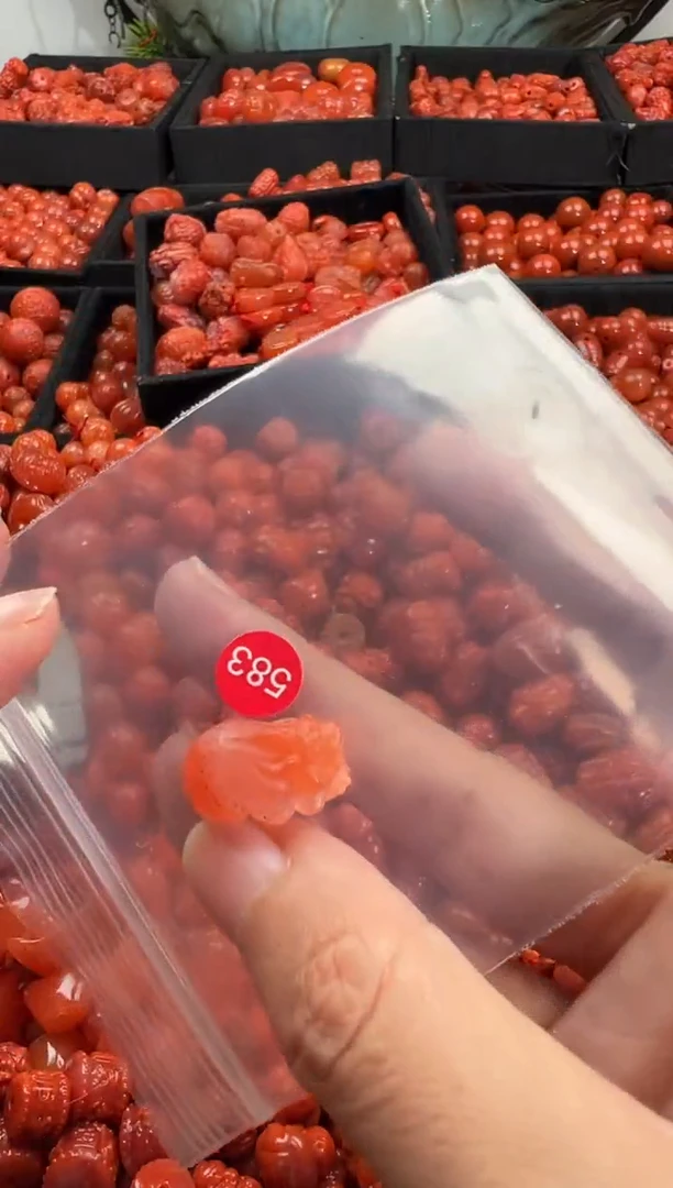 颈饰未镶嵌南红玛瑙1