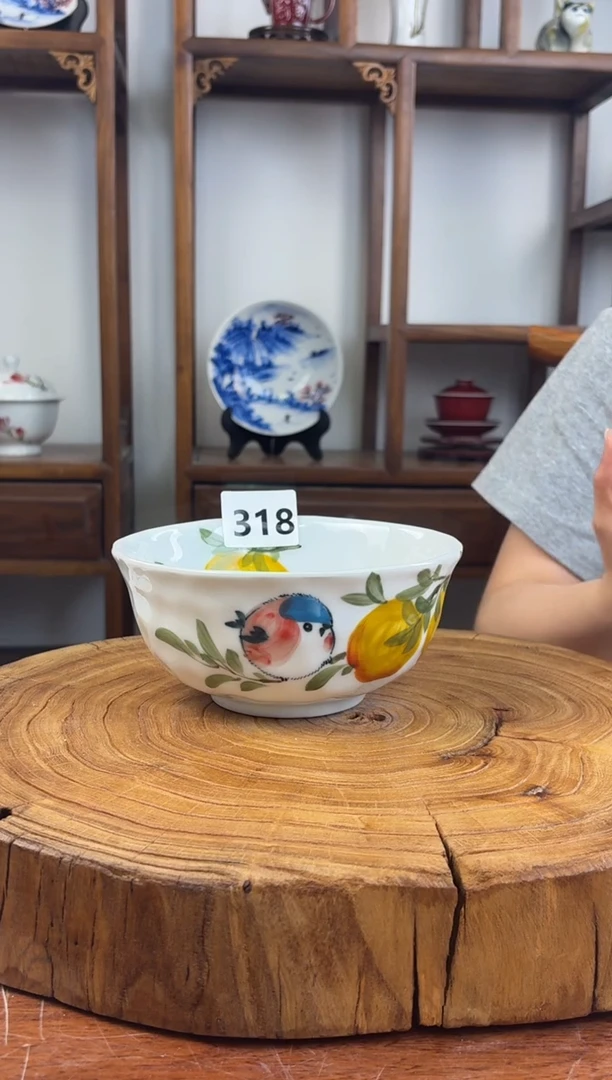 瓷国韵瓷坊-手工手绘桃子呆呆鸟捏捏碗318