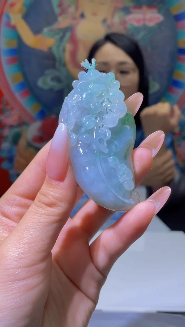 翡翠未镶嵌颈饰MFC0531088