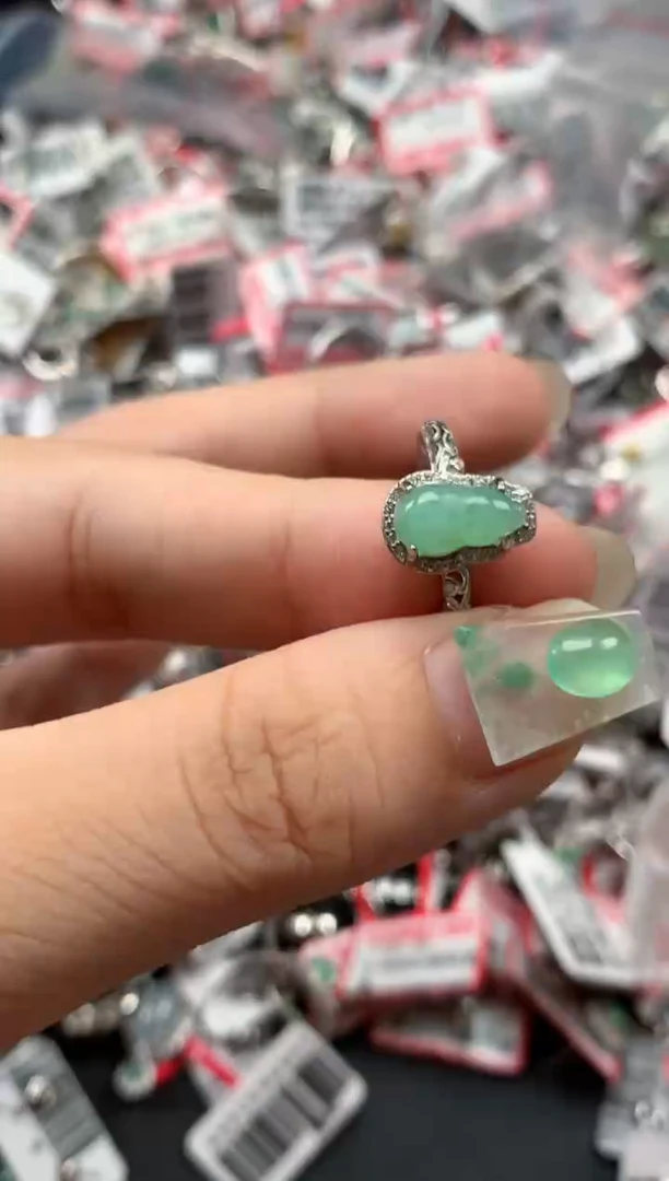 银S925镶嵌戒指翡翠天然A货缅甸翡翠