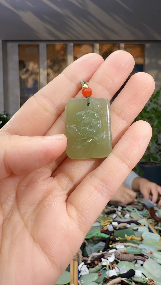 未镶嵌和田玉挂件拍一发一