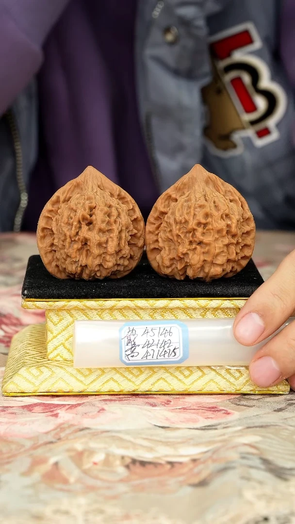 【闪购商品】文玩核桃把件官帽