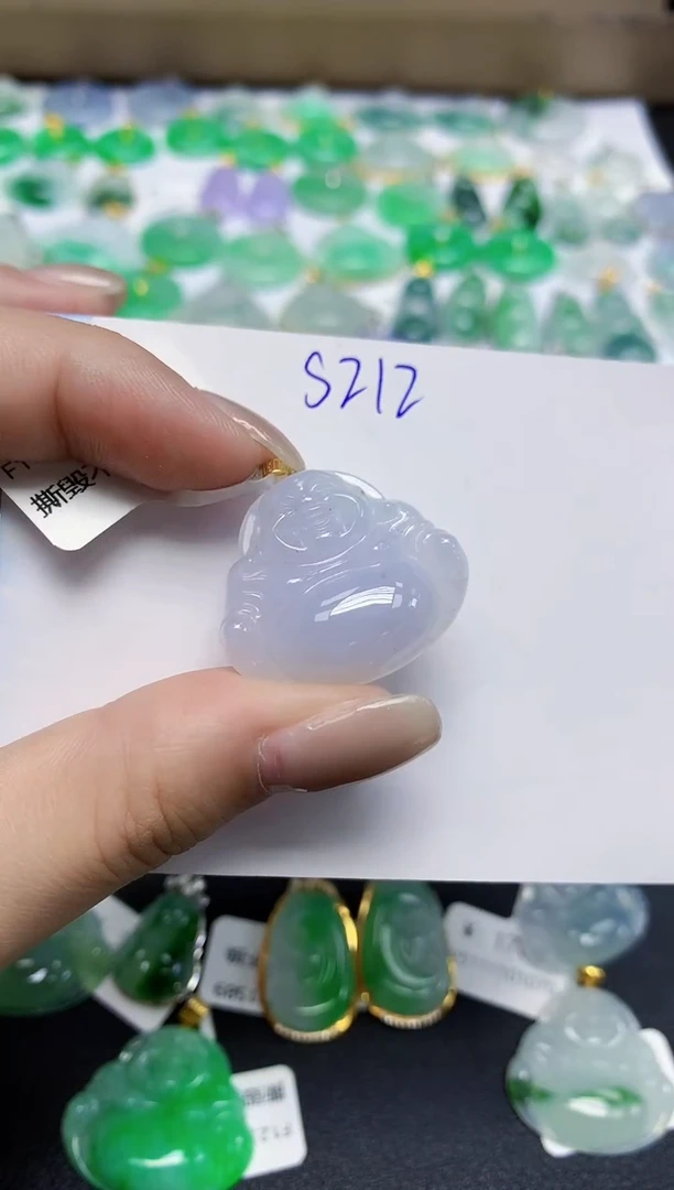 颈饰18K金镶嵌翡翠天然缅甸翡翠A货翡翠百元以上9元证书费自理