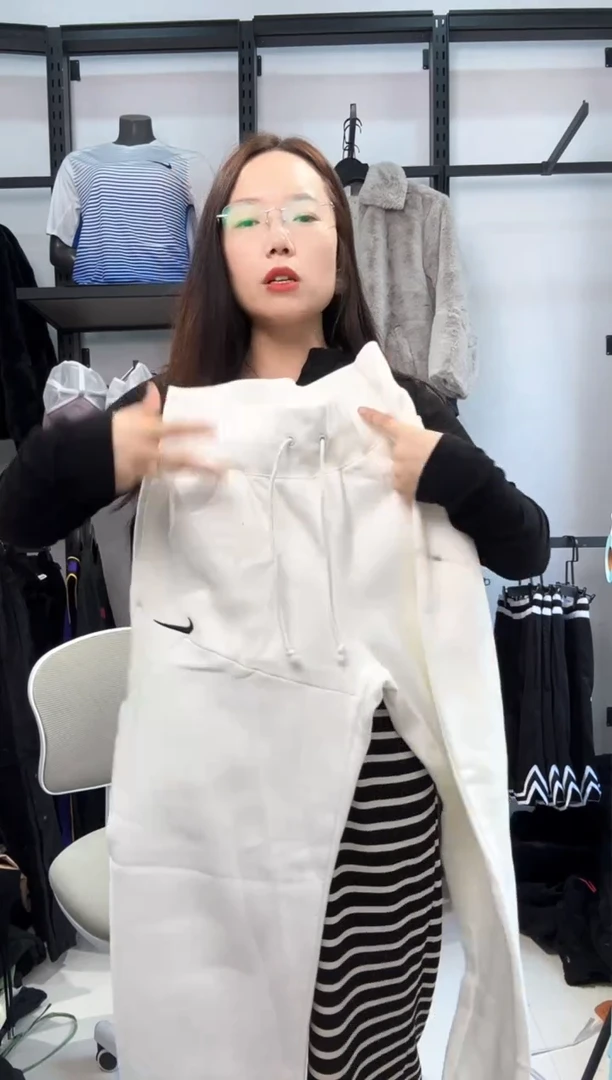 2199 编码  瑕疵直播间过款为准 尺码S