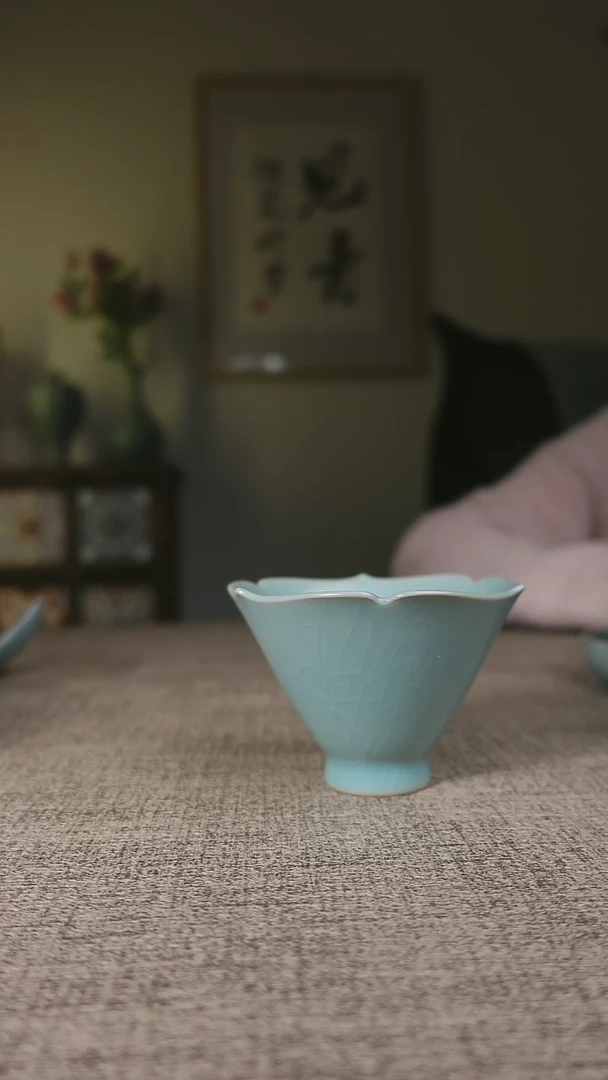 【闪购商品】杯子仿古天青花瓣杯