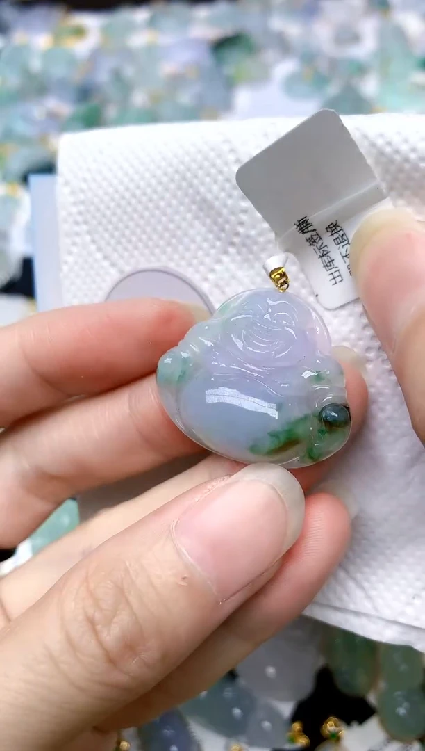 颈饰18K金镶嵌翡翠天然A货翡翠