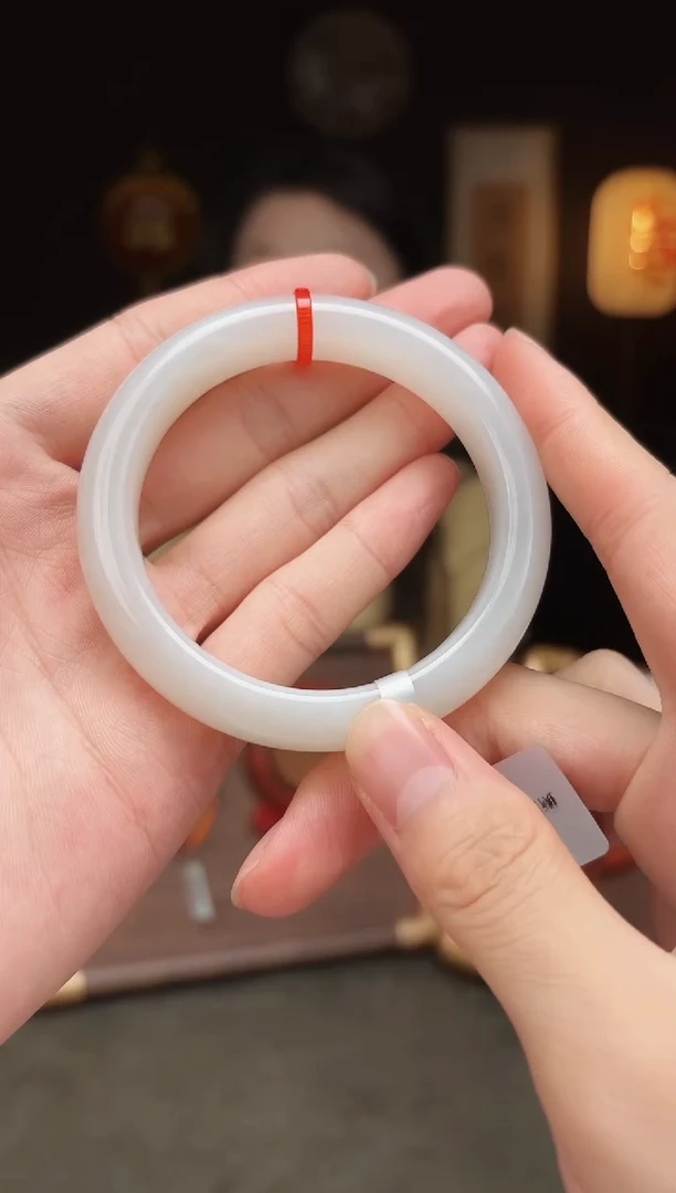 和田玉未镶嵌颈饰zp5手镯56.8