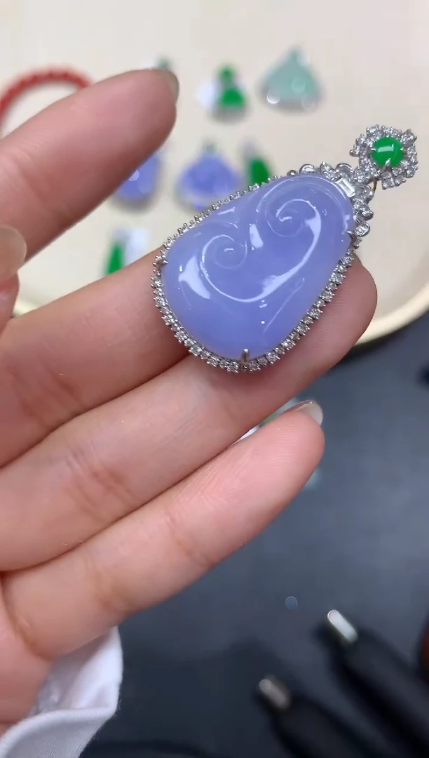 吊坠(不含链)18K金镶嵌翡翠吊坠A481|13800