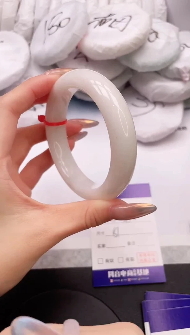 【闪购商品】和田玉手镯未镶嵌21K87-60